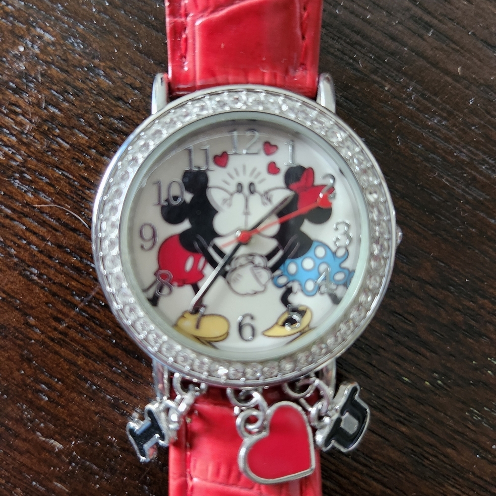 Valentine's Mickey and Minnie watch